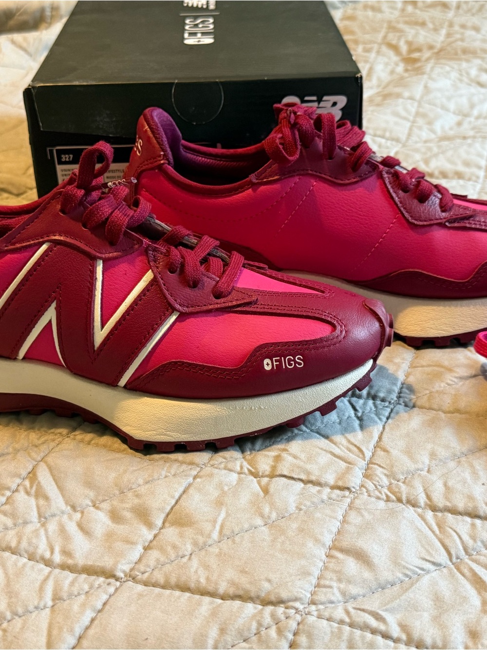 Fig New Balance 327